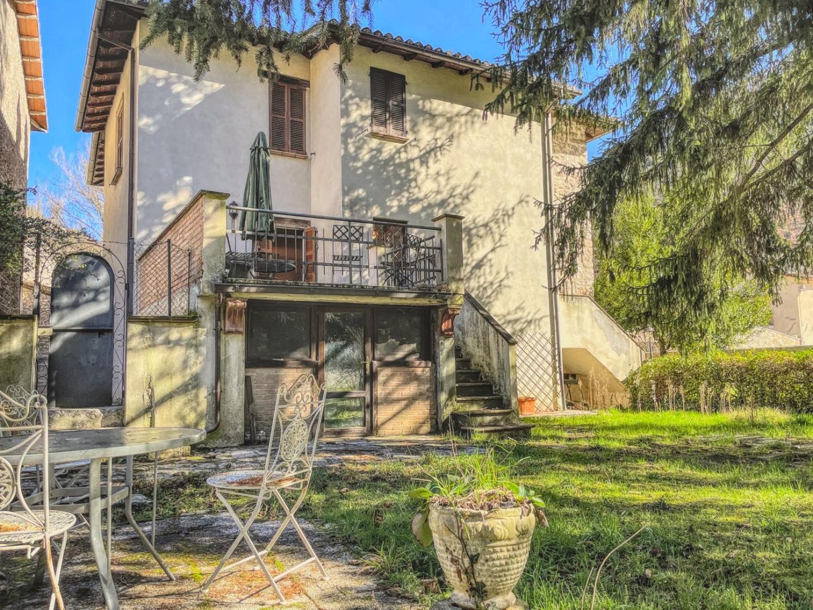 Garden House Villa Cerreto di Spoleto Luaran gambar