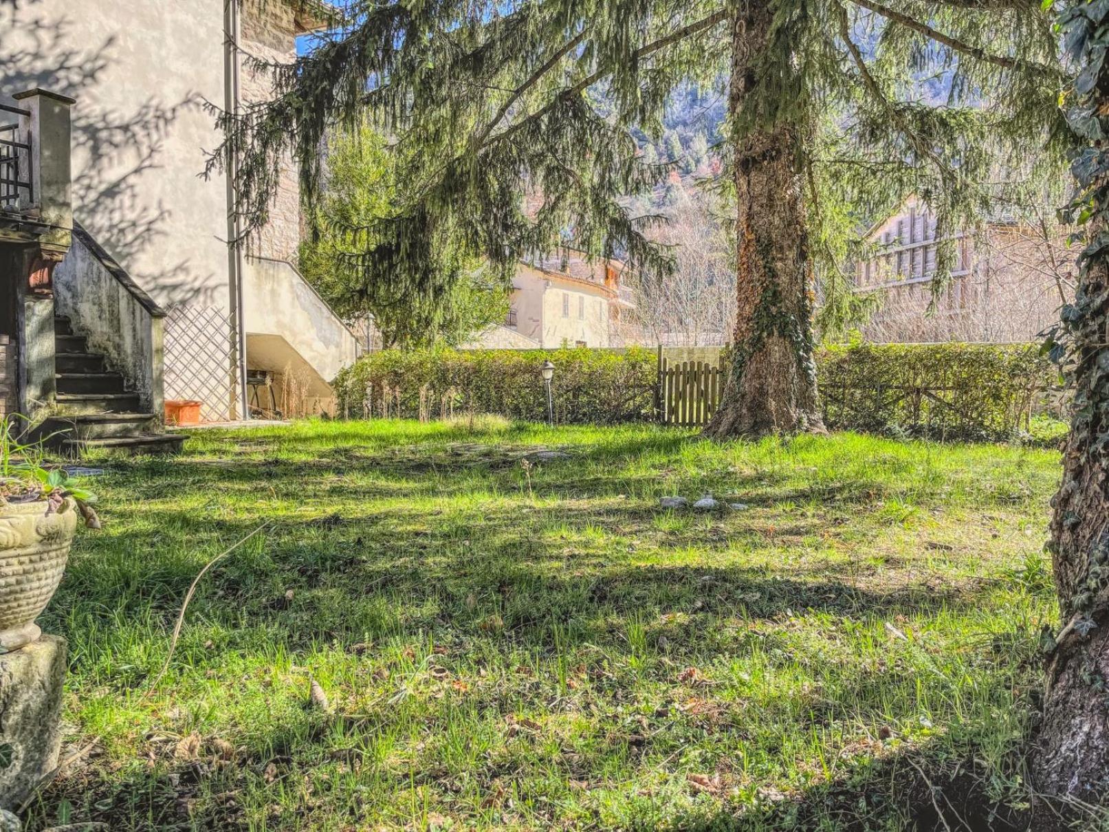 Garden House Villa Cerreto di Spoleto Luaran gambar